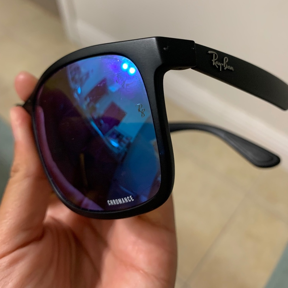 Ray Ban black sunglasses